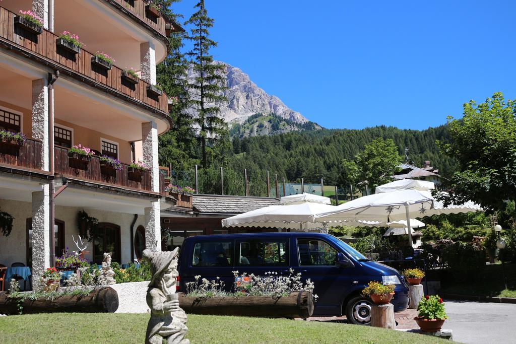 Boutique Hotel Villa Blu Cortina dʼAmpezzo Esterno foto